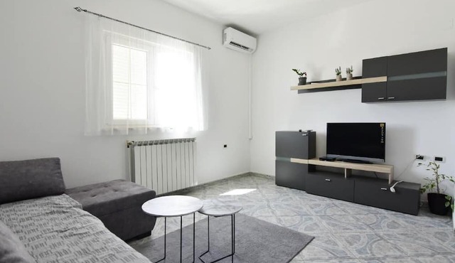 Apartment in Valica with Large Garden