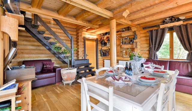 Awesome Apartment in Zagreb With 2 Bedrooms, Wifi and Outdoor Swimming Pool