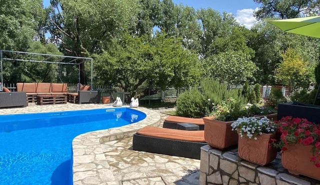 Private Riverside Villa Silvia in Mostar