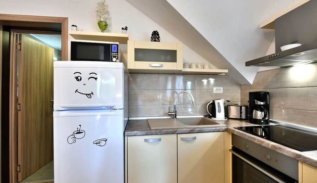 Boutique Apartment in Selište Drežnićko with Garden in Selište Drežnicko