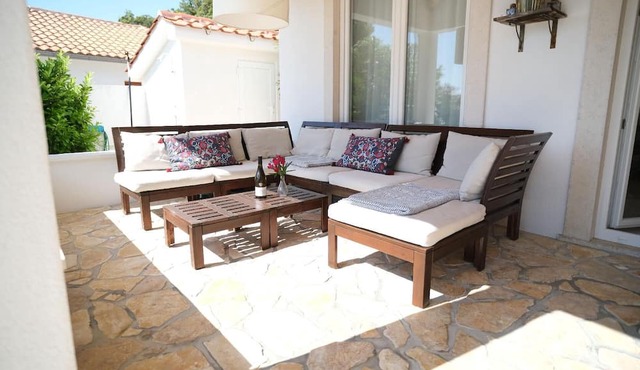 Holiday villa Prislin with pool