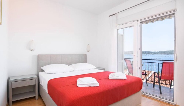 Holiday apartment for six people, with a balcony