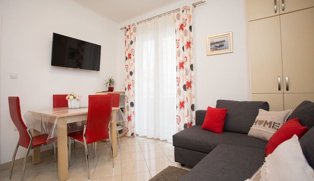 Split Center Beautiful Apartment