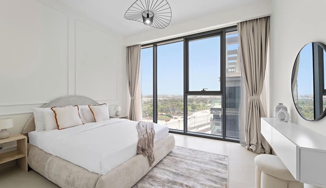 2BR M Peaceful Yet Central Dubai in Dubai