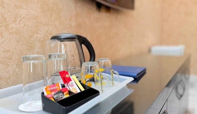 Spacious 2 bedroom Apt Near Marina Tram in Dubai