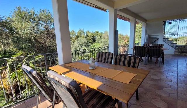 Holiday apartment with balcony and one bedroom
