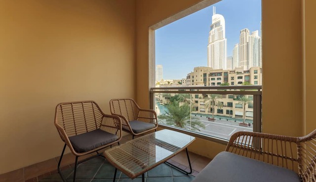 Maison Privee - Exclusive Duplex Villa with Panoramic Terrace Overlooking Burj Khalifa in Dubai