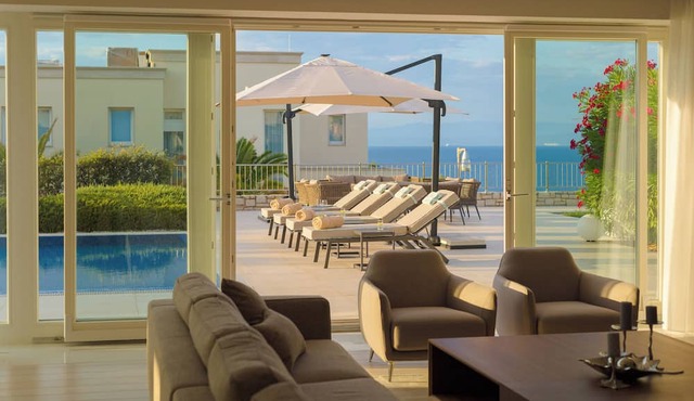 Charming 3-bedroom villa with WiFi, fitness room in Crveni Vrh