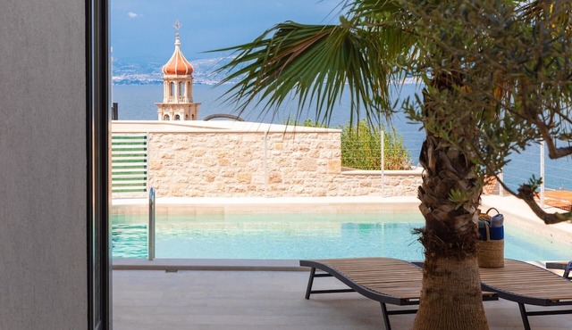 Luxury Villa Galerija Sutivan on the island of Brač in Sutivan