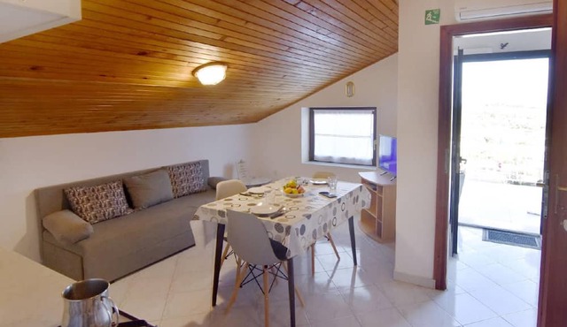 Silva holiday flat near the beach with terrace