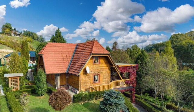 Gorgeous Chalet With Pool & Spa, Donja Voća, Croatia in Donja Voca