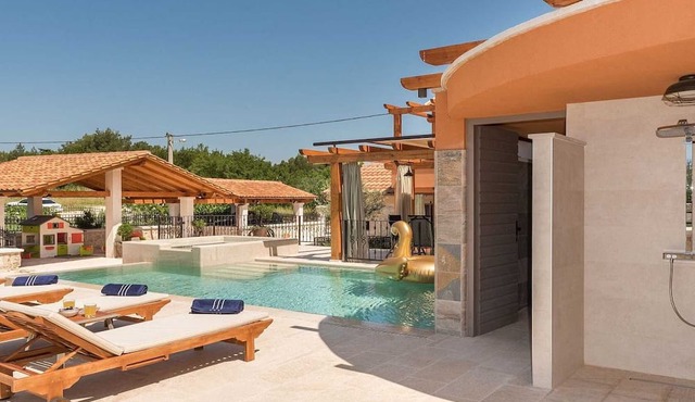 Villa with children's playground in Skradin in Skradin