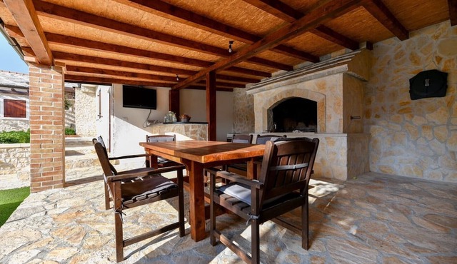 Luxury Villa Foxy Residence with private pool, jacuzzi and sauna in Lisicic