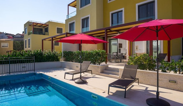 Acadia Beach Villas & Apartments, Slatine in Split