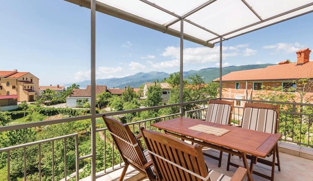 Beach front apartment in Matulji