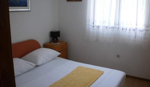 Apartment Tomislav (46401-A1) - Okrug Gornji (Ciovo)
