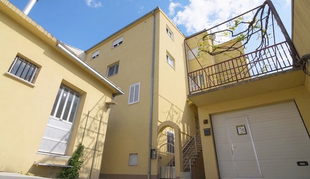 Apartment Drago, (15377), Split, hr