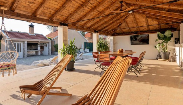 Ferienvilla "Nautica" mit Bergblick by Interhome