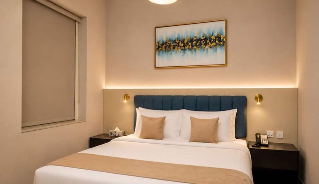 VOGO Grand Hotel, Academy City Dubai Standard Double Room Well-appointed 16 sqm in Dubai