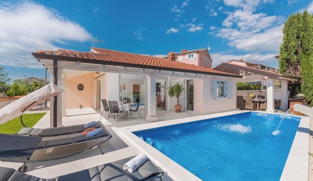 Villa Delijamo by Istrabook