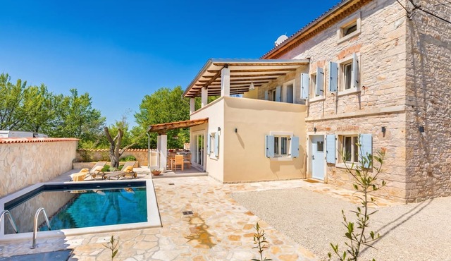 Istrian Villa Beatrice, Galižana, Croatia
