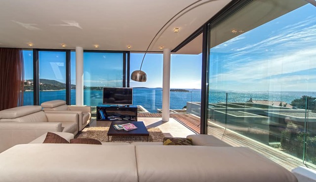 Golden Rays Luxury Apartments in Primosten