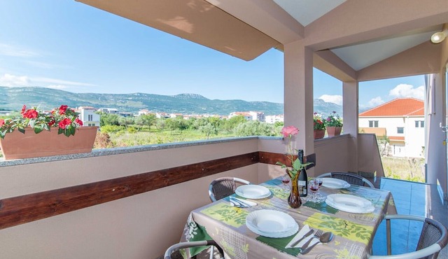 Comfortable Kastel Stafilic Apartment with Balcony - Two Bedroom Apartment with Balcony and Sea View