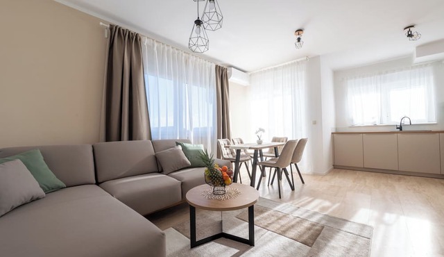 Modern 2-Bedroom Apartment Kona - Free Parking & Self Check-In