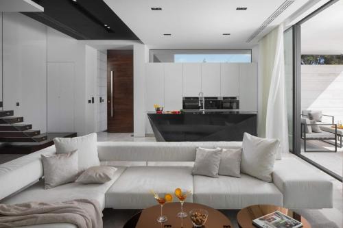 Exclusive Villa Calma I - heated pool&spa sea view in Starigrad