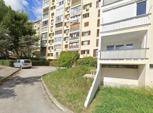 vila seljna in Koper