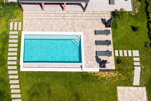 Vineyard Panorama Villa With Pool And Sauna