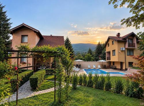 Sarajevo Villas - 2 Villas 2 Pools - full privacy - up to 25 Guests in Ilijaš
