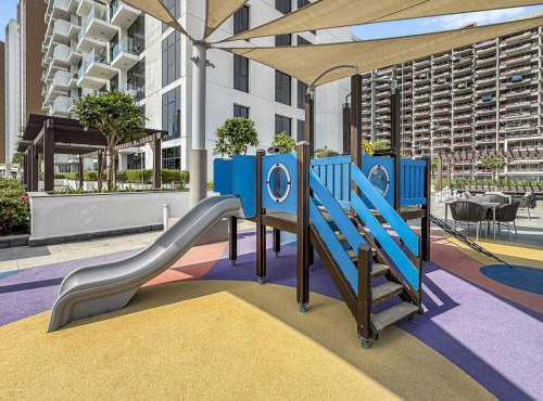 Bloomfields Studio in Azizi Riviera 48 in Dubai