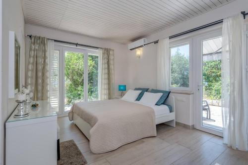 Oasis Resort - ZF Hvar in Hvar