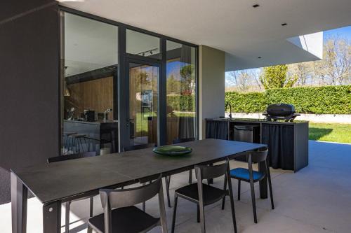 Luxury Villa She for 6 people with 61 m2 private pool, playground & activities on-side for adults and kids
