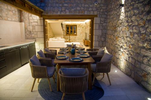 Stone House Stari Most in Mostar