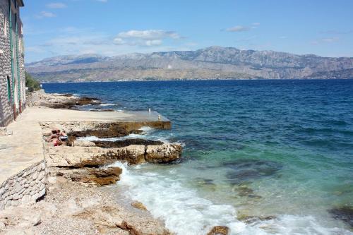 Family friendly house with a swimming pool Dol, Brac - 25954