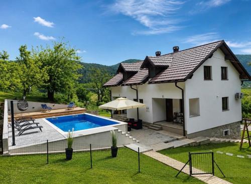 Holiday House Marija in Otočac