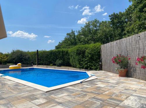 Guesthouse Vionica - Peace & Pool in Međugorje