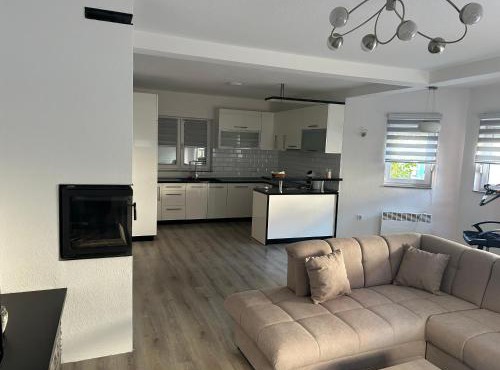 Sarajevo Villa Oasis in Doglodi