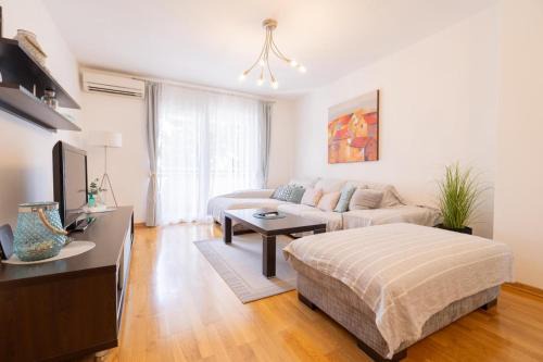 Sea & Sky Retreat in Makarska