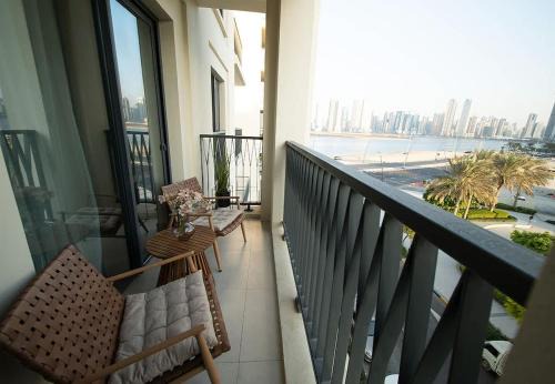 Gorgeous 2 Bed in Cyan Beach Residence in Sharjah