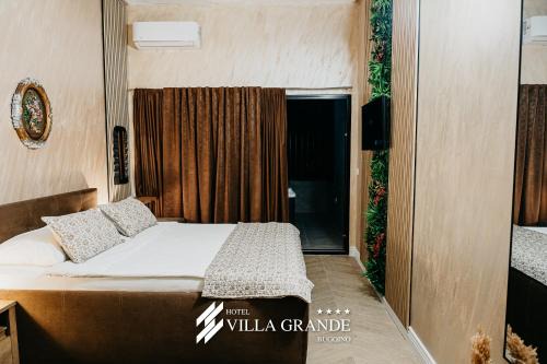 Villa Grande Terrace Jacuzzi Suite in Bugojno