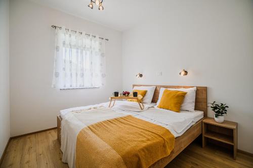 Villa Loti Apartment With Private Hot Tub in Brezice