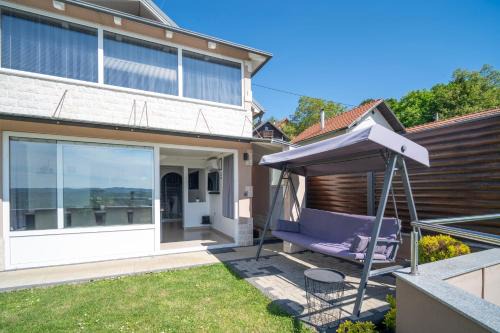Holiday house with a swimming pool Novi Marof, Zagorje - 21983 in Novi Marof