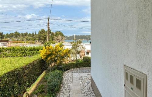 Awesome Apartment In Rab Supdraga With Wifi