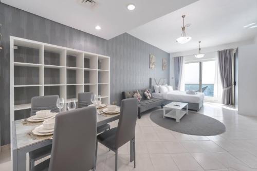 StayShort - Cozy & Quiet Studio in Production City for 3 in Dubai