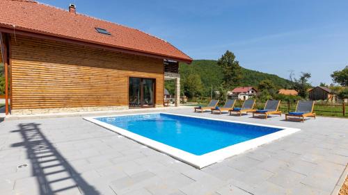 Villa D-Ika by Villas Guide in Brušane