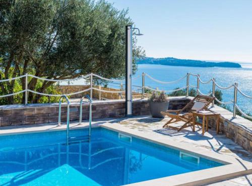 Apartments Villa Capitano - Two Bedroom Apartment with Balcony and Sea View CRNI