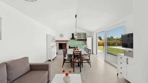 Beautiful Villa Brtonigla with pool in Brtonigla